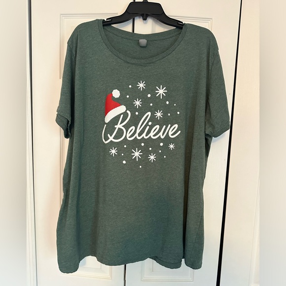 instant message Tops - 🎅🏼 women’s Christmas top